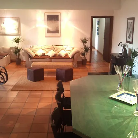 Loucisa Apartment